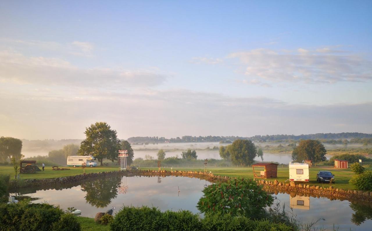 Camp Genys Hotel Jurbarkas Exterior photo